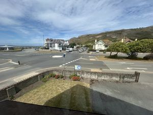 Photo 32- click for photo gallery